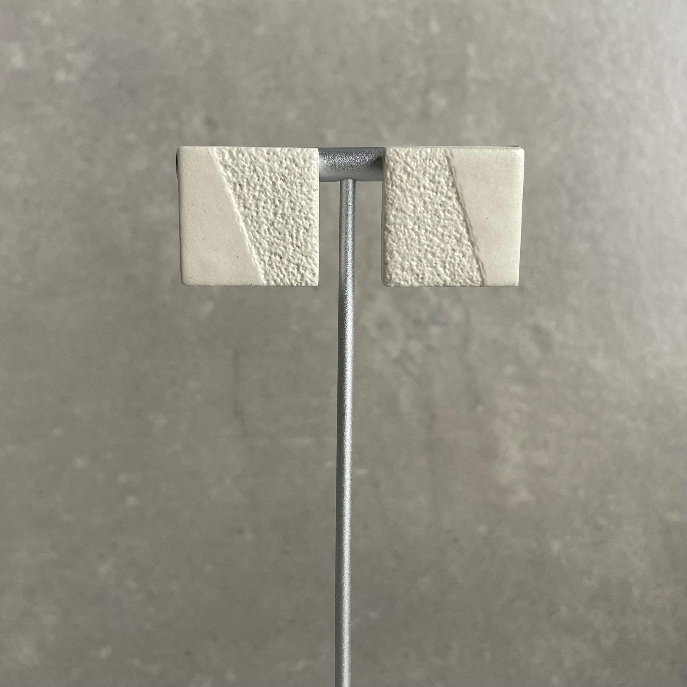 Boucles d'oreilles | Carré | Blanc ivoire